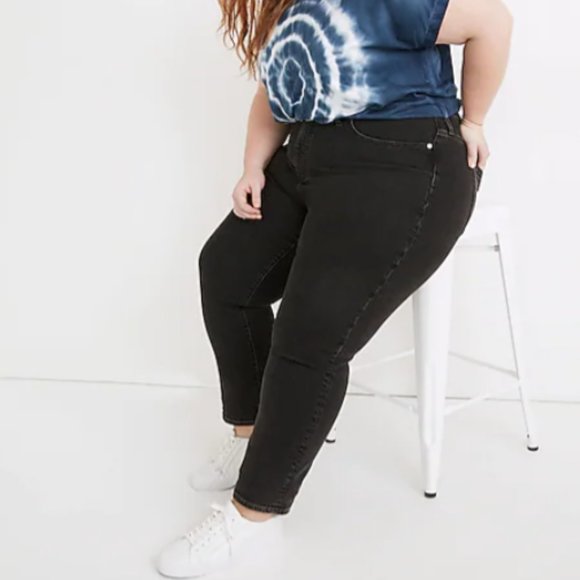 Madewell The Curvy Perfect Vintage Jean in Lunar Wash - Picture 2 of 3